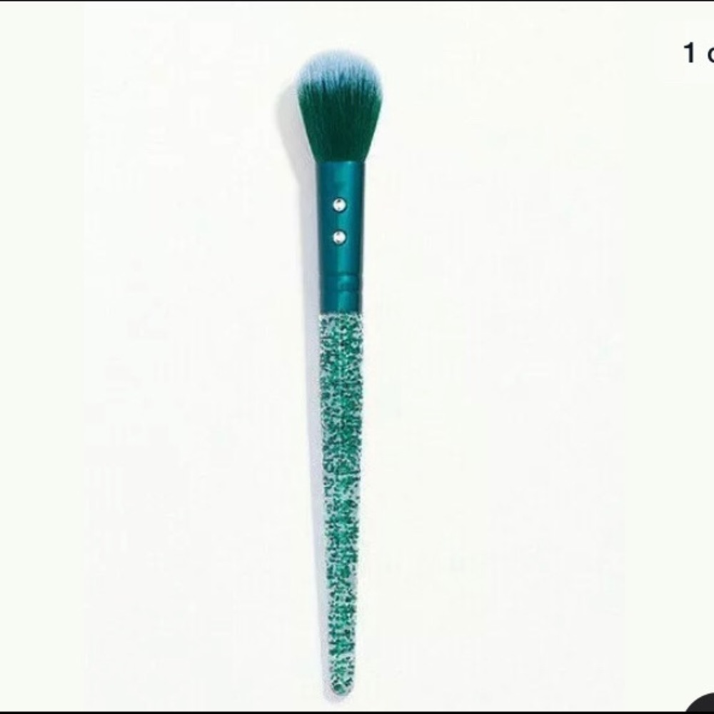 New SLMISSGLAM P40 Emerald Round Blusher Brush